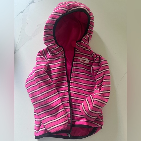 EUC The North Face 12-18 month Reversible Windwall/fleece jacket - Picture 10 of 10